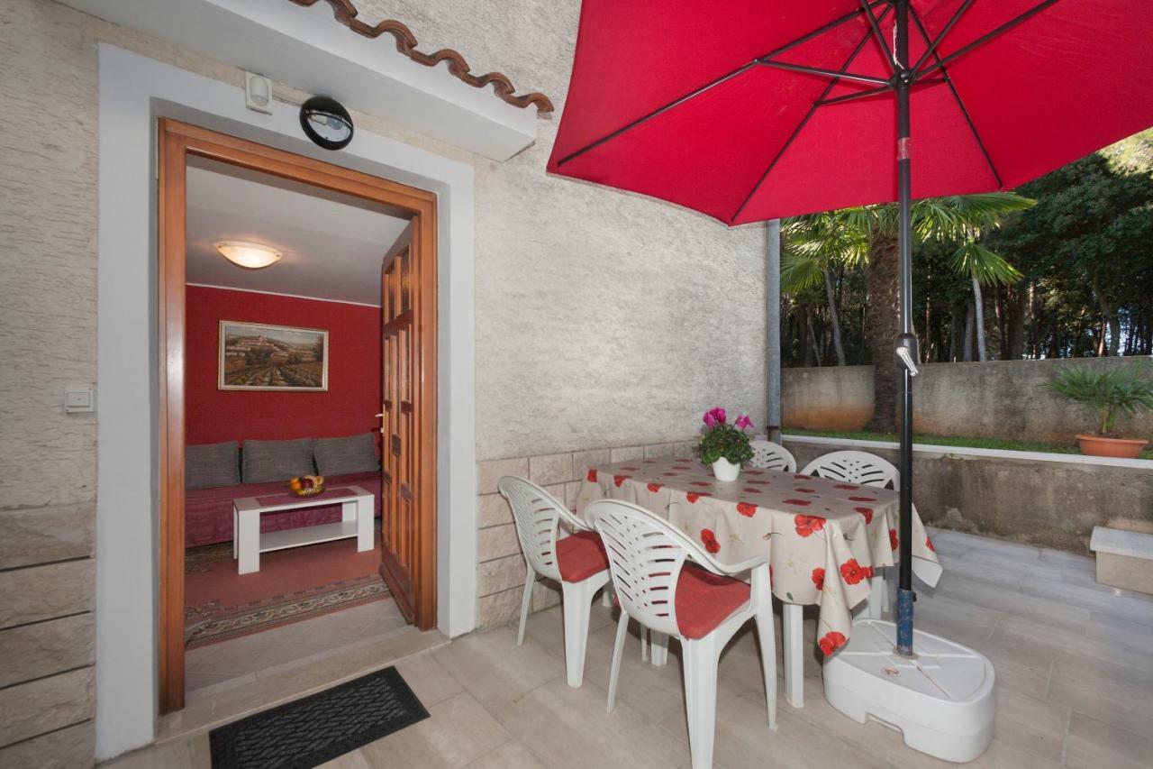Mihaela Apartments Poreč Exteriör bild