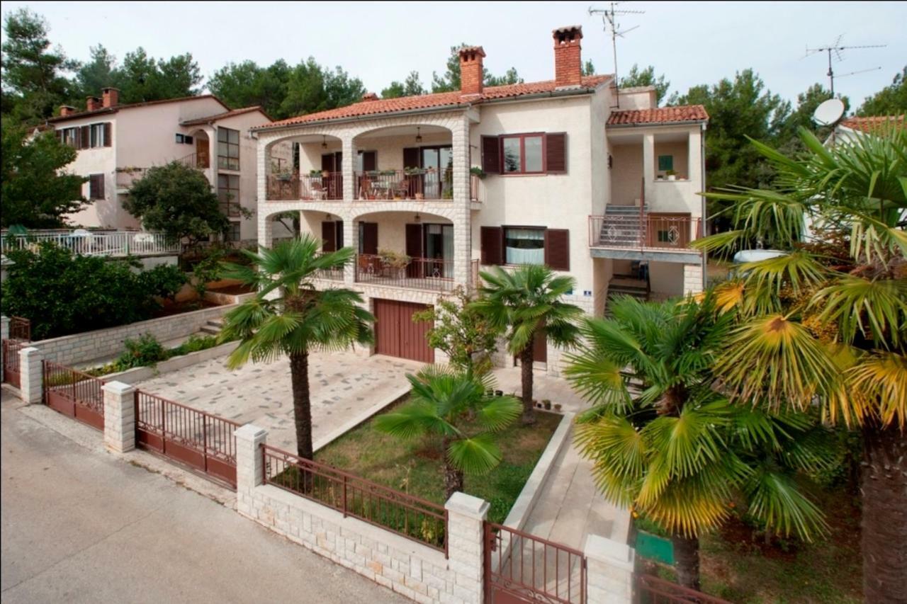 Mihaela Apartments Poreč Exteriör bild